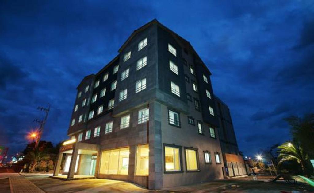 Seongsan Aqua Beach Hotel Seogwipo Esterno foto