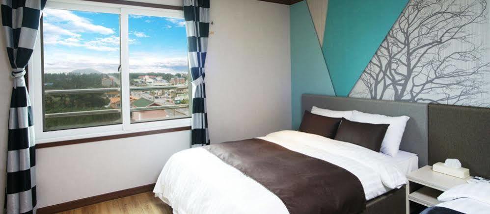 Seongsan Aqua Beach Hotel Seogwipo Esterno foto